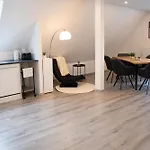 Me Living Ferienwohnungen Lemgo Brake *