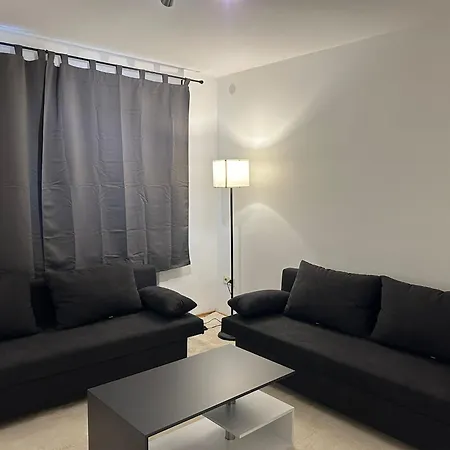 Me Living Apartments Lemgo Brake *